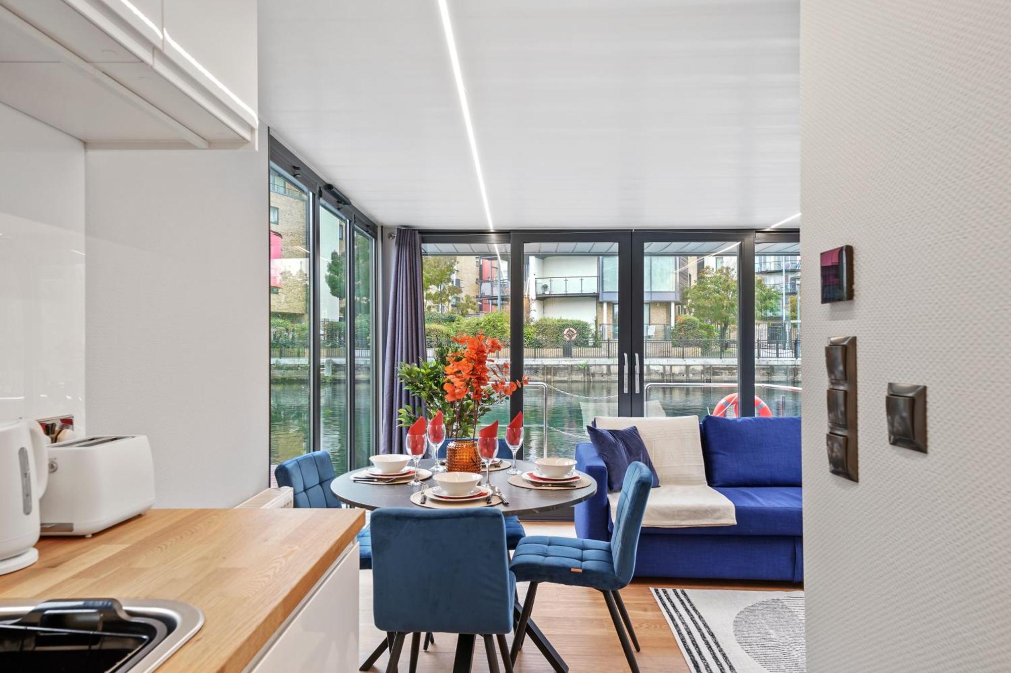 Unique Water Lodge In London - Sleeps 6 Eksteriør billede